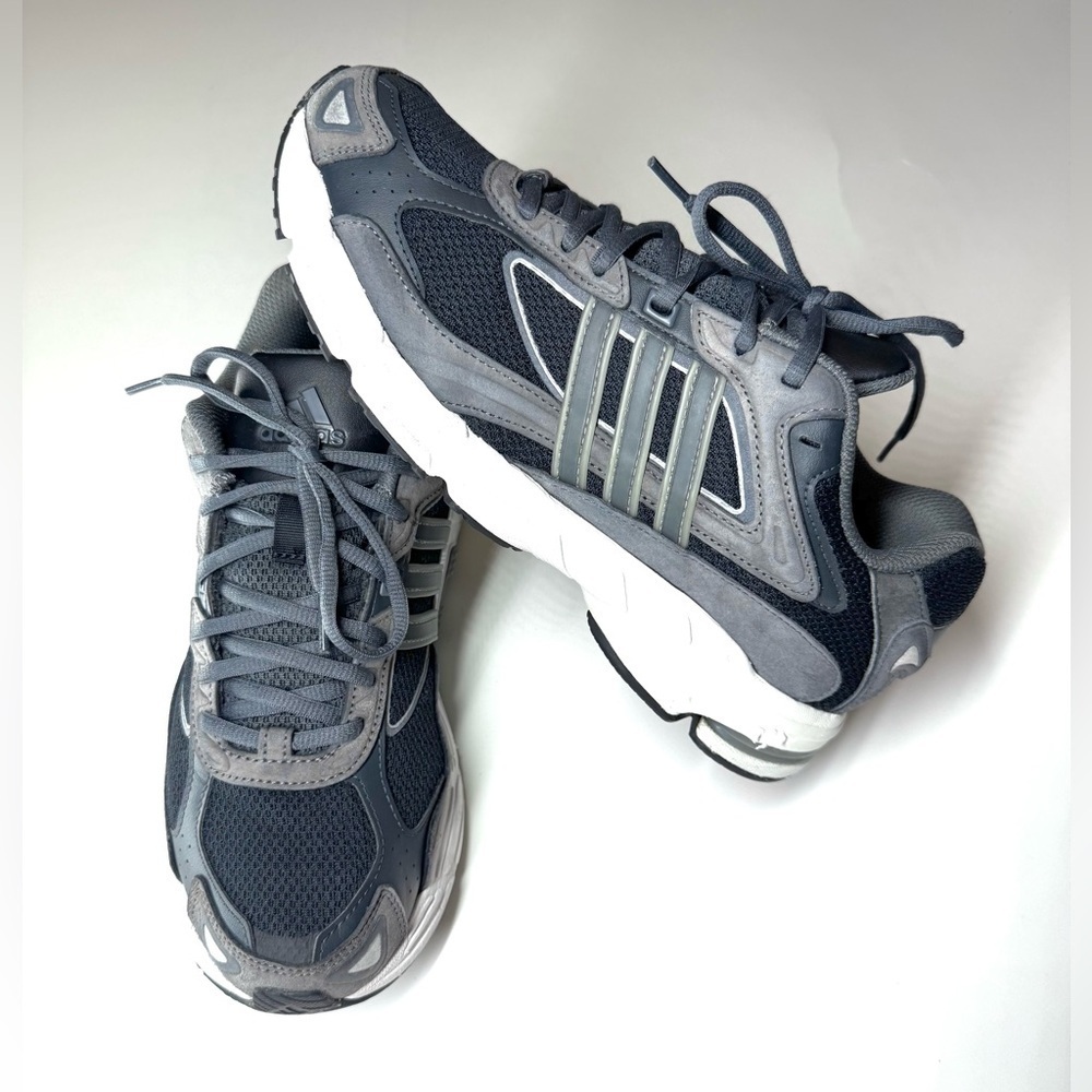 Adidas Women’s Response CL Low Black Carbon Sneakers ID4291 Size- 10